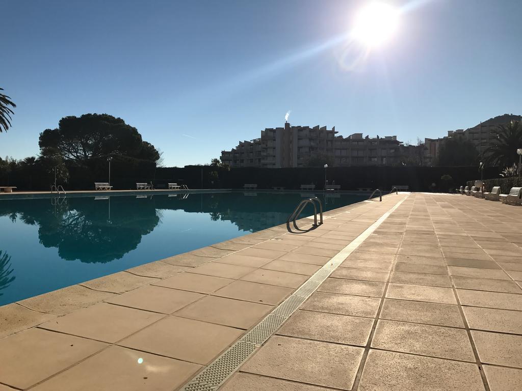 Le Surcouf Apartman Mandelieu Kültér fotó